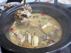 -野菌皇海景野生菌火锅(滨海大道店)