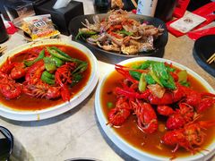 -沪小胖小龙虾(淮海中路旗舰店)