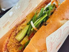 -Bánh Mì Huynh Hoa