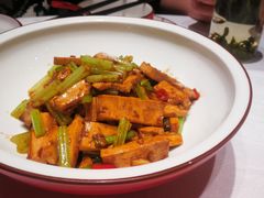 -老湘亲·品鉴湘菜(蔡塘爱琴海店)