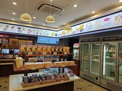-红宝石·鲜奶小方·海派西点房(南丹店)