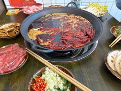 -黄潇洒老火锅(九眼桥宏济巷店)