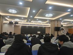 -维也纳酒店(广州番禺大石江景花园店)