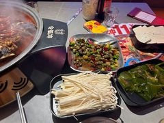 -令狐冲·炭烤活鱼(宝龙店)