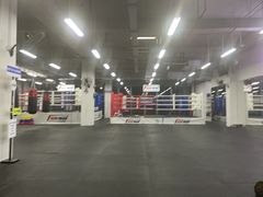 -FIGHTMAN格斗俱乐部(长宁临空店)
