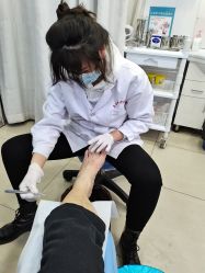 -德哥灰指甲脚气甲沟炎跖疣护理