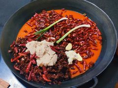 中辣锅底-肥龙火锅(南坪店)