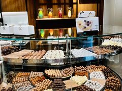 -Laderach 莱德拉(上海环贸iapm店)