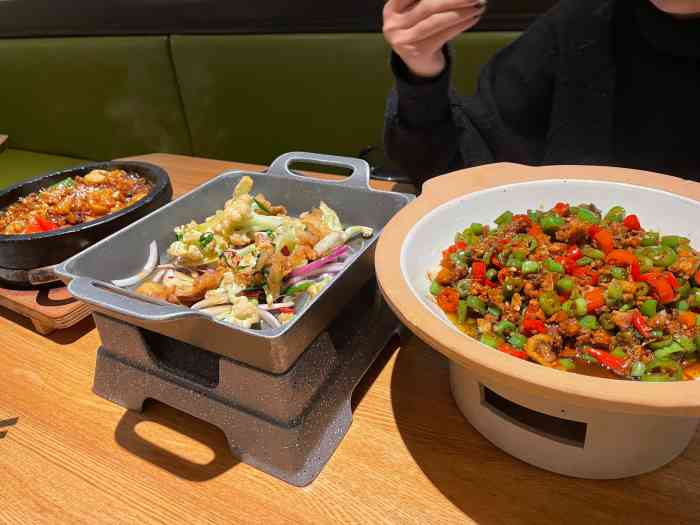 惜湖餐厅(长兴九汇城店)-"[薄荷]环境:惜湖餐厅的老顾客啦～江浙.