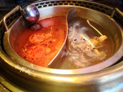 番茄鸳鸯锅-小龙坎老火锅(北京三里屯店)