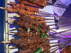 燥次筋神牛肉串-燥次·烧烤酒场(万象城店)