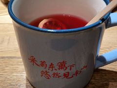 -蜜桃餐厅·伴山(湖滨商业街店)