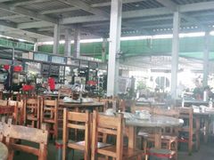 大堂-四川小胡子海鲜(丁村万人海鲜广场店)