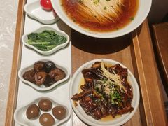 -松鹤面馆·古法焖肉面(观前店)