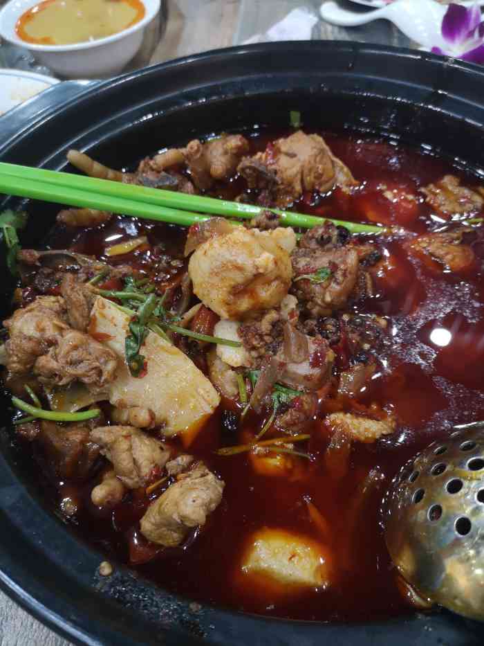 绝城芋儿鸡-"朋友圈刷到了一个套餐,和同事购买果断来吃.