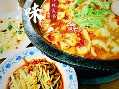 -九寨沟石锅鱼(沣峪口二十年店)