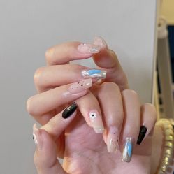 -花系美·美甲美睫精品店