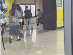 -南京西路(地铁站)