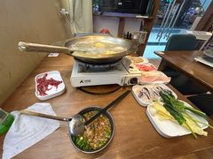 -天成·潮州牛肉脆肉鱼生蚝自助火锅