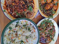 -拈签一笑黄牛肉辣卤串串
