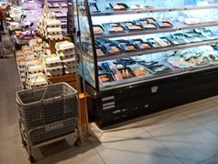 面包甜点陈列柜-盒马鲜生(杭州运河上街店)