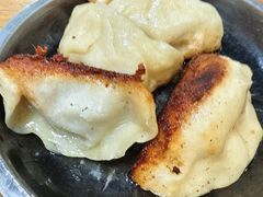 -黄阿姨锅贴大王(万航渡路店)