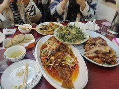 -聚首堂·特色小吃·肘子(什刹海德胜门店)