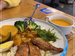 -汽车博物馆主题餐厅