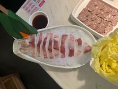 -左庭右院鲜牛肉火锅(浦江欢乐颂店)