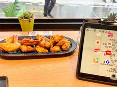 -必胜客(上海华谊新所店)
