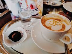 卡布基诺-纽约咖啡馆