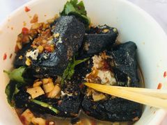 -黑色经典臭豆腐·湖南特产(坡子街店)