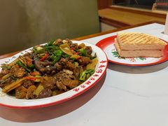 -鲁南仔·滕州炒鸡(经三路店)