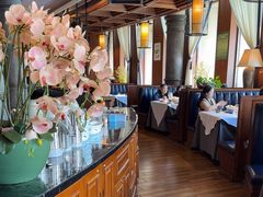 -八府香鸭·啫啫煲(华山路店)