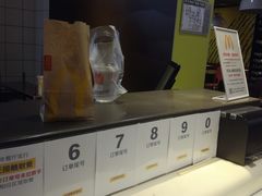 自助取餐区-麦当劳(西单明珠店)