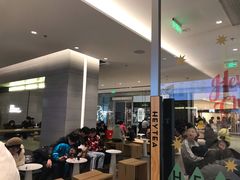 -喜茶(杭州滨江宝龙店)