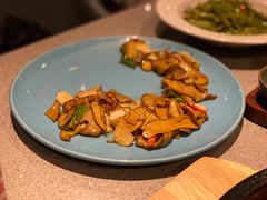 今年最后的鲜菌子-半山腰·云南菜(侨福芳草地店)