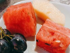 -金滏山烤肉·海鲜·火锅自助餐厅(襄阳万达店)