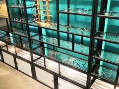 -Trend1881视光·蔡司视觉(领展广场店)