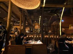 大堂-哥老官重庆美蛙鱼头(西湖银泰十一哥店)