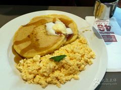 -Pancakes on the rocks(Darling Harbour)