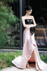 -Renee芮亦婚纱(原丽莎)