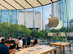 -Apple零售店(新街口店)
