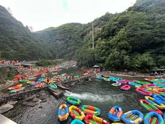 -安吉龙王山峡谷漂流