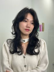 -苑苑发型设计