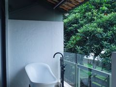 -喜洲吧·江畔老船厂·庭院餐厅(喜临院店)