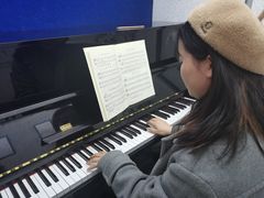 -弘智卉艺术教育/高端琴房(中央音乐学院店)