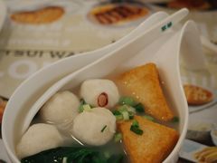 鱼丸河粉-翠华餐厅(香港国际机场店)