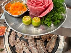 -明洞阿姨·韩式酱蟹烤肉·创意料理(方庄店)