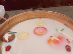 -三人行骨头王火锅(长寿店)